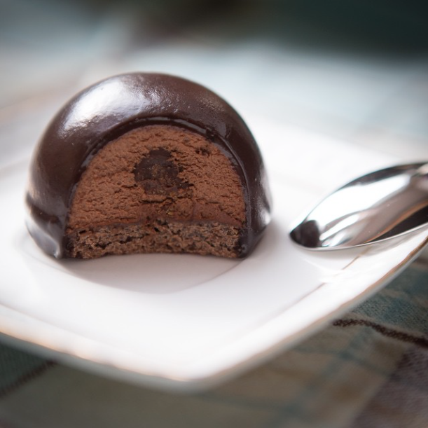 Chocolate mousse dome